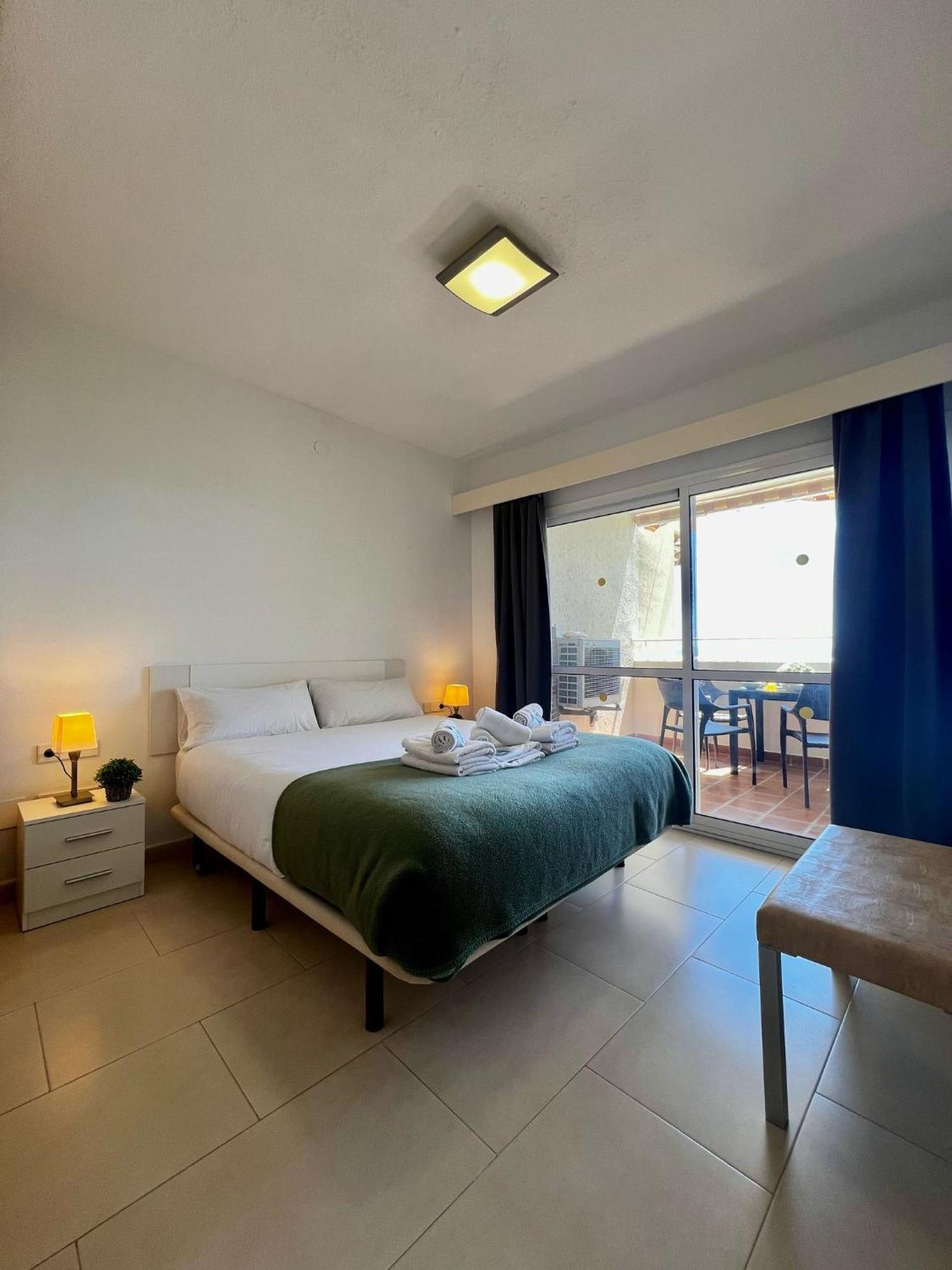 Frontal Sea View Apartment Benalbeach Benalmádena Exteriör bild